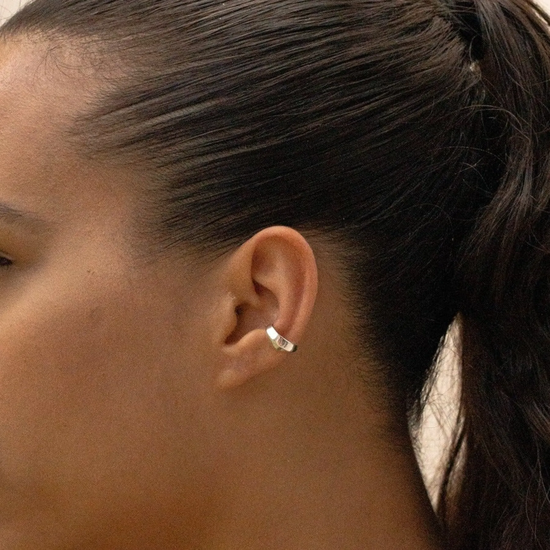 dune_ear_cuff_1.webp SarahBijoux Dune Ear Cuff