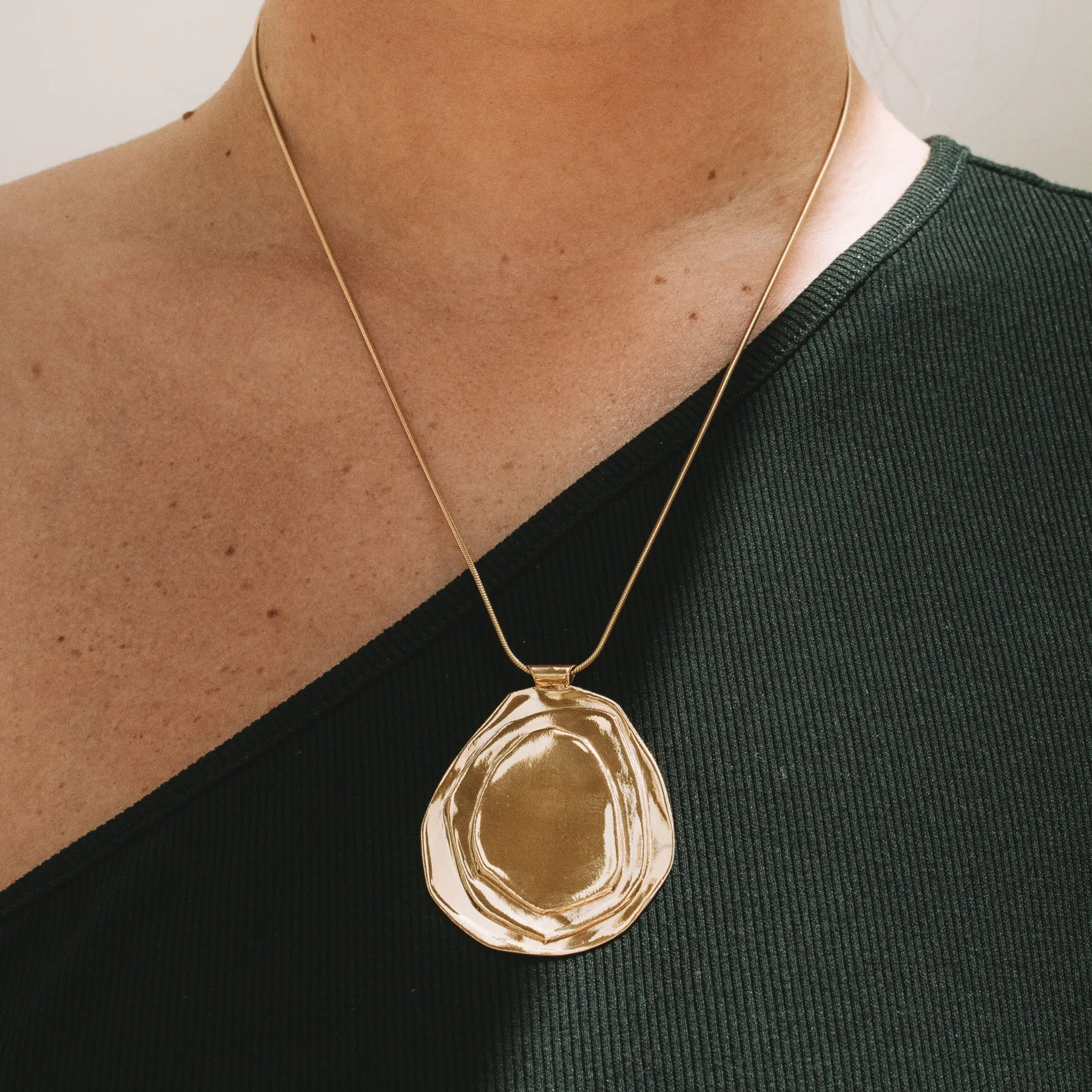 lava_gold_vermeil_necklace_1.webp SarahBijoux Lava Gold Vermeil Necklace