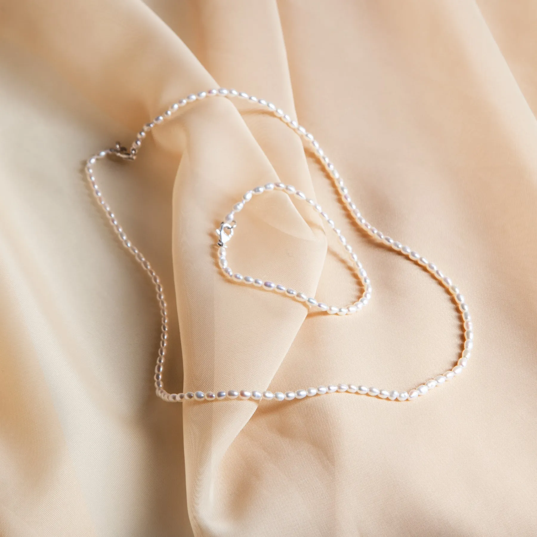 mini_pearls_duo_0.webp SarahBijoux Mini pearls duo