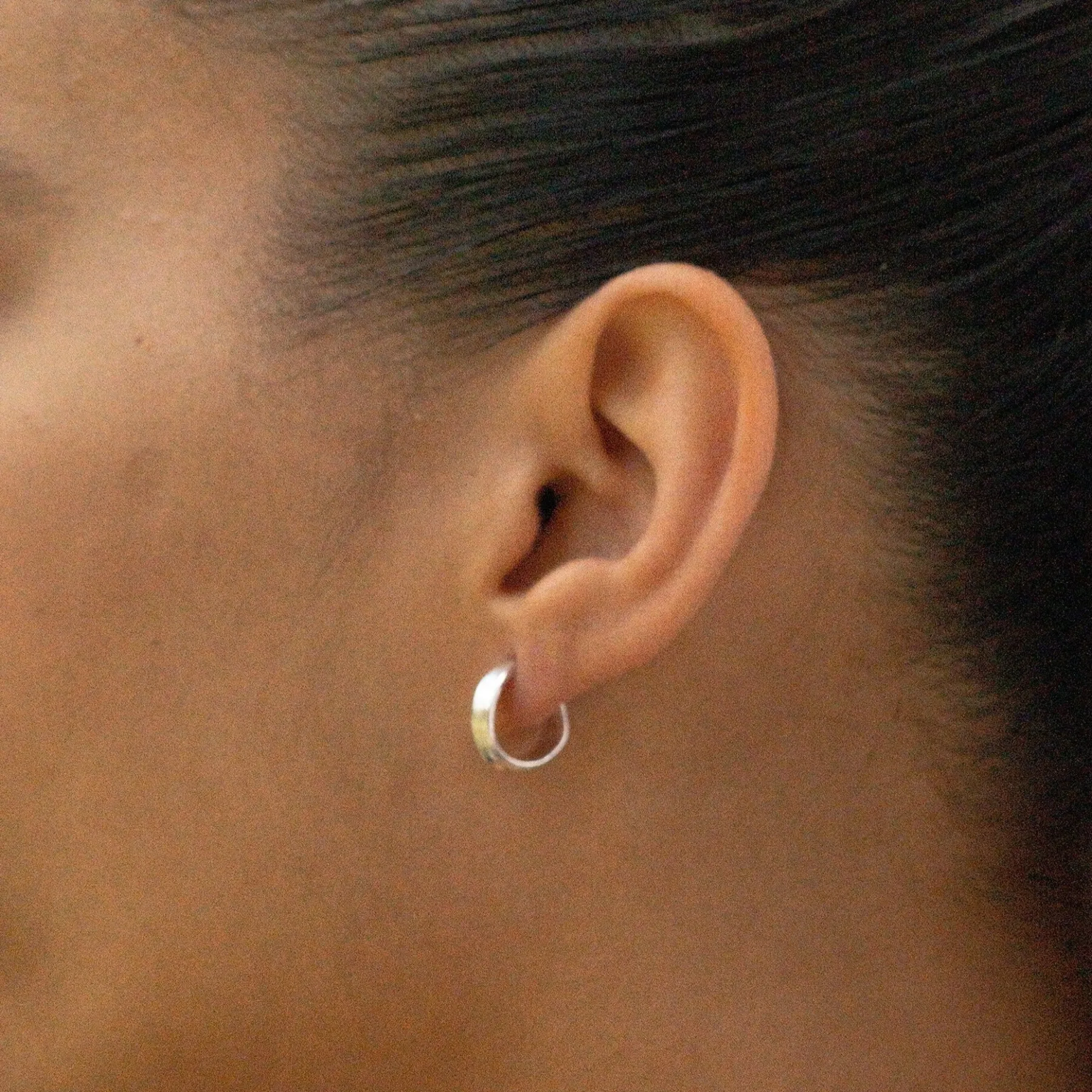 mini_ria_hoops_1.webp SarahBijoux Mini Ria hoops