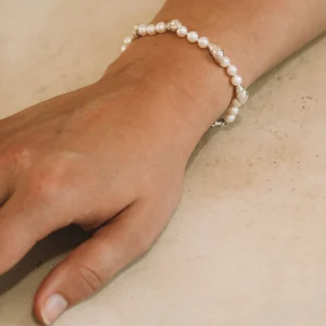 SarahBijoux Pearly Bracelet