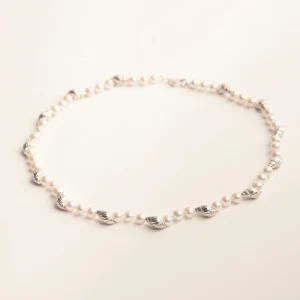SarahBijoux Pearly Necklace