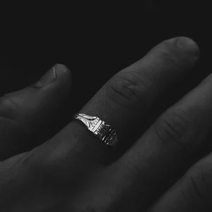 SarahBijoux Pyramid Ring
