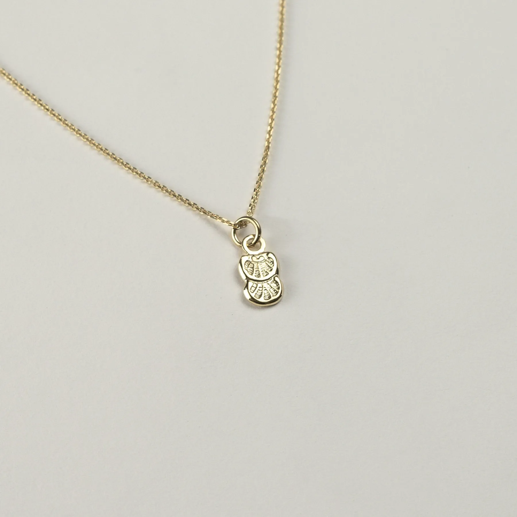 shell_gold_necklace_0.webp SarahBijoux Shell Gold Necklace