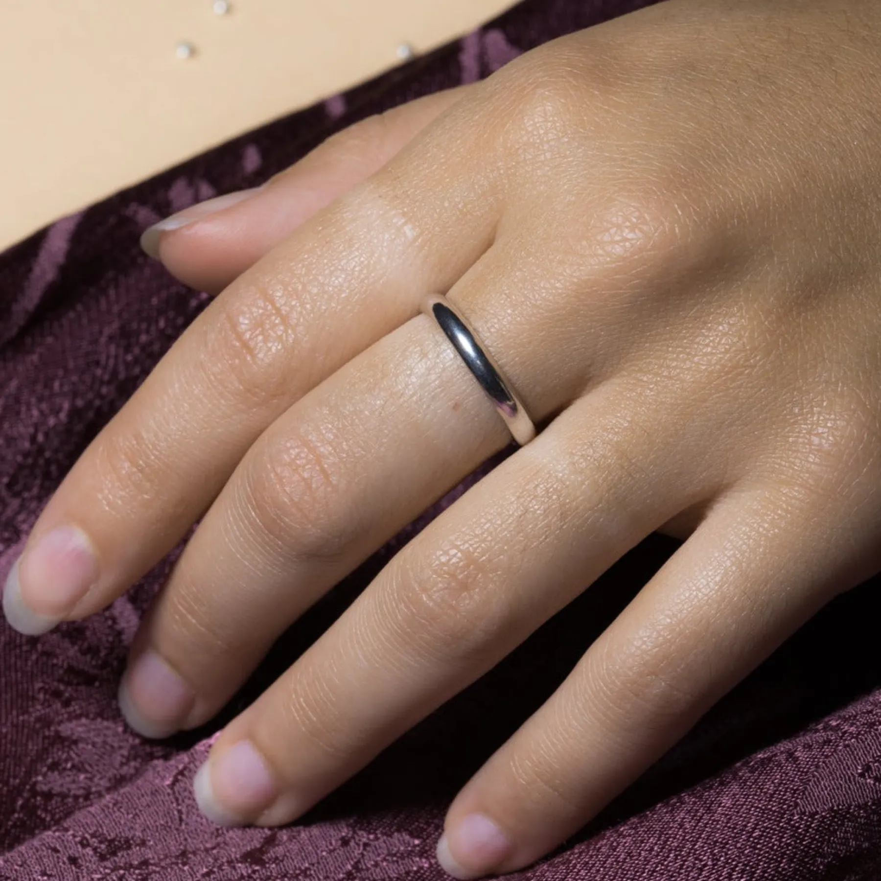 small_half_round_gold_ring_1.webp SarahBijoux Small Half Round Gold Ring